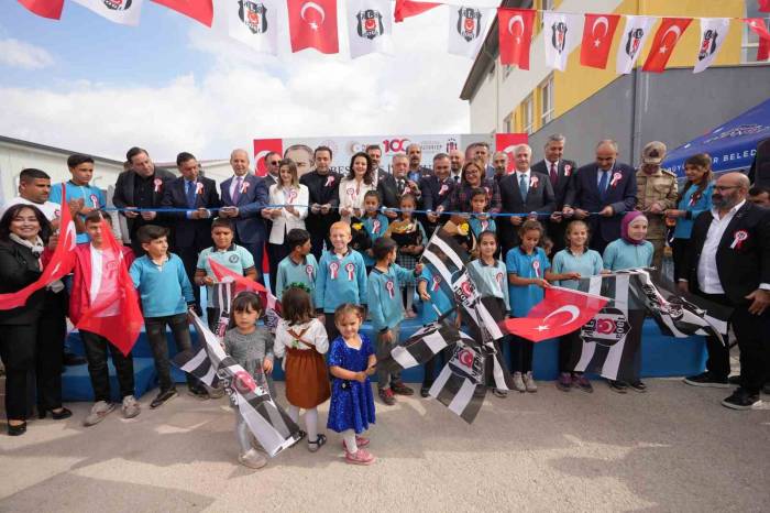 Gaziantep Valisi Çeber: "Emeklerinden Dolayı Beşiktaş Kulübü’ne Teşekkür Ediyoruz"