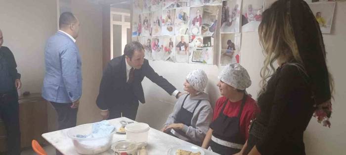 Çevre, Şehircilik Ve İklim Değişikliği İl Müdürü Çelik’ten Bakım Rehabilitasyon Ve Aile Danışma Merkezi Müdürlüğüne Ziyaret