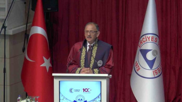 Bakan Özhaseki: “Bir Medeniyet Oluşturmak İstiyorsak Kimlikli Ve Sağlıklı Konutlar Yapmalıyız”