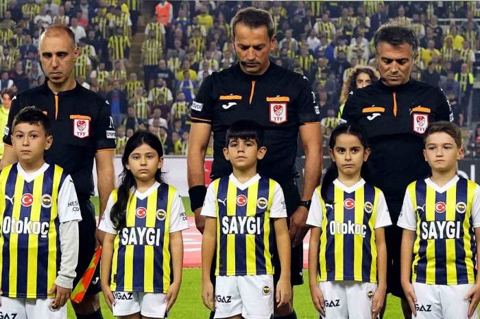Fenerbahçe - Hatayspor Maçının Yardımcı Hakemi Kemal Yılmaz, Hakemliği Bıraktı