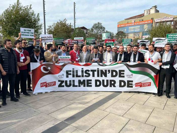 Sakarya’da Ak Partili Gençlerden İsrail’e Tepki Yürüyüşü