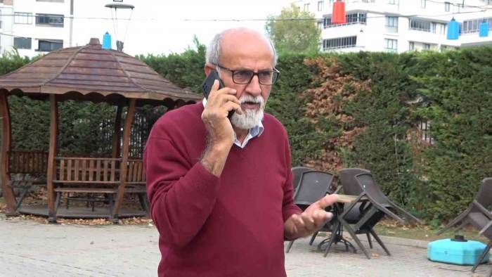 Sosyal Medyada Çıkan Reklama Tıkladı, Paraları Buhar Oldu