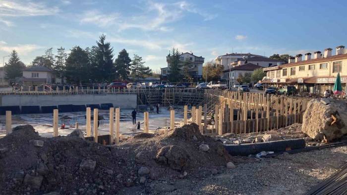 Yeraltı Otoparkı Ve Müftülük Binasının Temeli Düzenlenen Törenle Atıldı