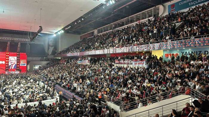 Chp 38. Olağan Kurultay’ında Kılıçdaroğlu Ve Özel Salona Giriş Yaptı