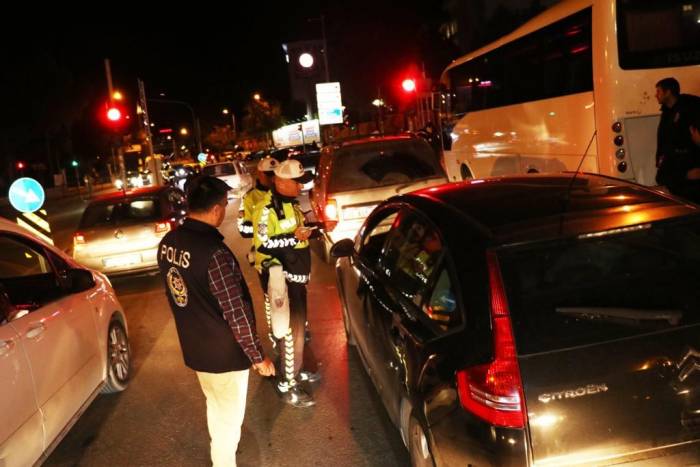 Denizli’de 791 Personelle Yapılan Operasyonun Detayları Netleşti