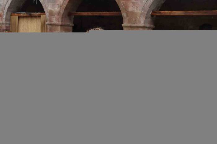 Hem Yöresel Ürünleri Tanıtıyorlar Hem Para Kazanıyorlar