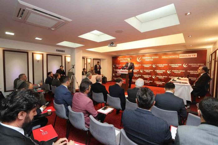 Erbakan’dan Akşener’e Tepki: “Hamas İle Katil Siyonist Rejimi Bir Tutmak Nasıl Bir Akıl Tutulmasıdır”