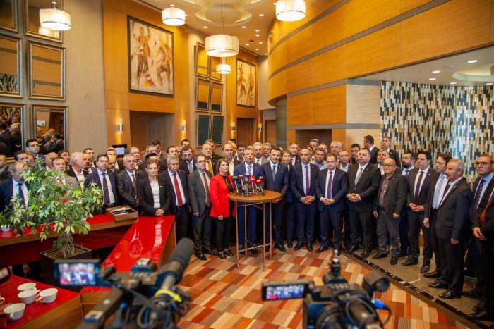 Chp Genel Başkanı Özel: “Kemal Kılıçdaroğlu’nun Deneyimlerinden, Birikimlerinden Yararlanmayı Tüm Süreçte Sürdüreceğiz”