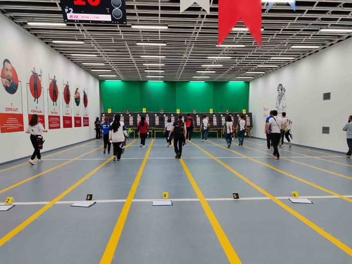 Esenler’de Düzenlenen Unicup Okçuluk Turnuvası’nda 100 Sporcu Kıyasıya Mücadele Etti