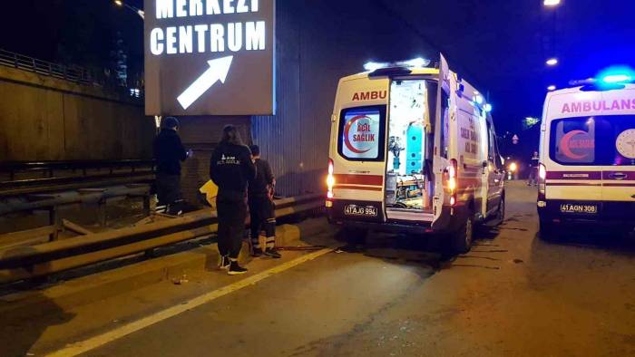Refüje Çarpan Motosikletli Hukuk Fakültesi Öğrencisi Hayatını Kaybetti
