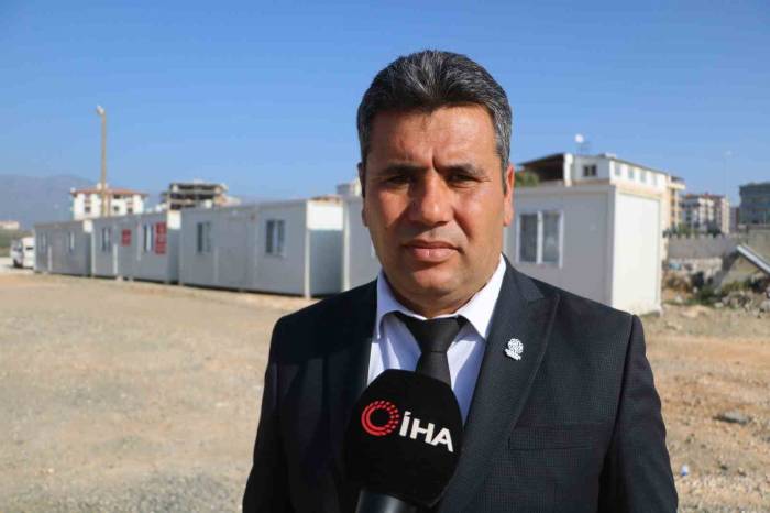 Memleket Partisi’nin İl Başkanlığı Binasını Çaldılar