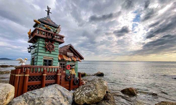 İstanbul’da 27 Yıldır Biriktirdiği Oyuncaklarıyla 20 Ülke 65 Şehir Gezdi