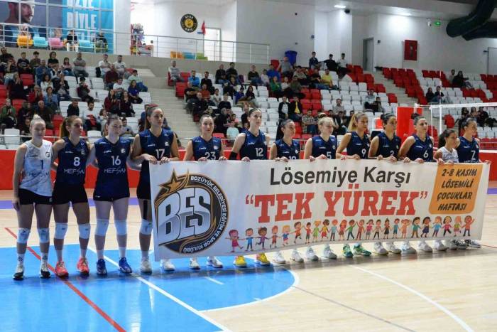 “Bizim Kızlar” 3. Haftada Düzce Voleybol’u 3-0 Yenerek 3. Galibiyetlerini Aldı