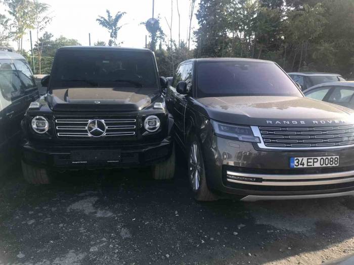 Dilan Ve Engin Polat Çiftinin Araçları Yediemin Otoparkına Çekildi