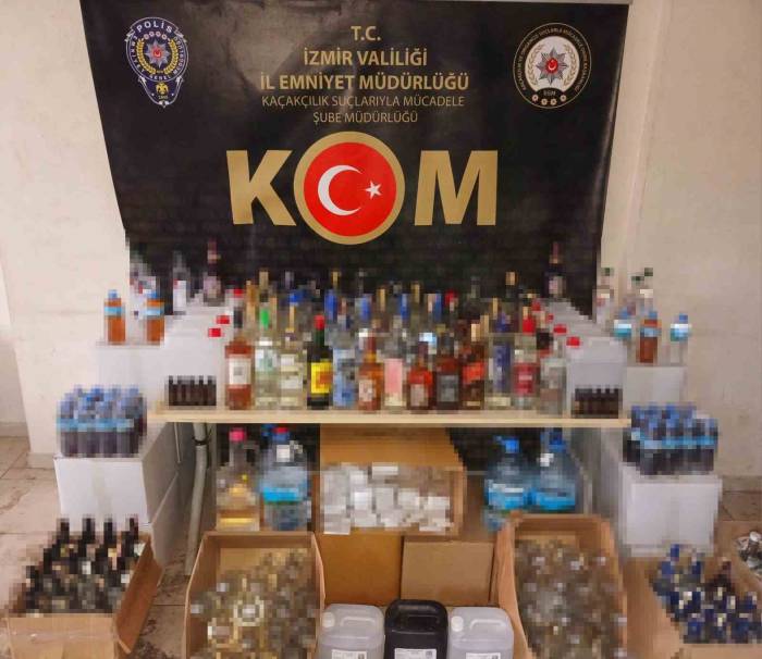 İzmir’in 6 İlçesinde Dev Gümrük Kaçağı Operasyonu