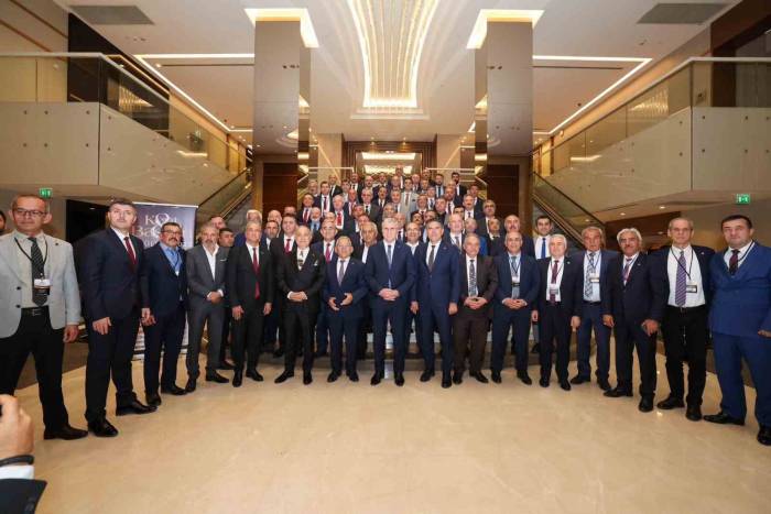 Sakarya Büyükşehir’e ‘Marmara’nın En Başarılı Belediyesi’ Ödülü