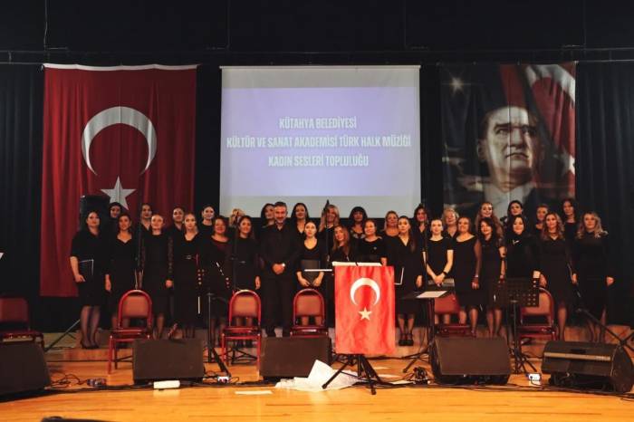 Kütahya’da Thm Kadın Sesleri Topluluğu’ndan “Kahramanlık Türküleri” Konseri