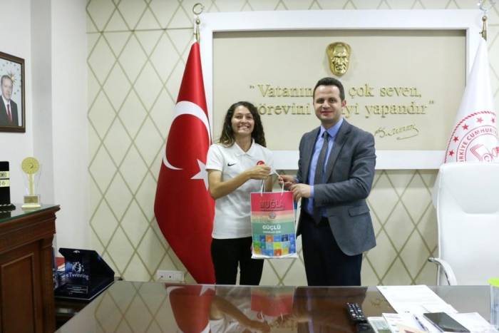 Muğla’da Görev Yapan Öğretmen Takımı İle Birlikte Dünya İkincisi Oldu