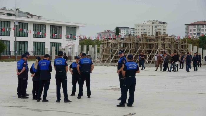 Atakum’da ‘100. Yıl Anıtı’ İnşaatı Durduruldu