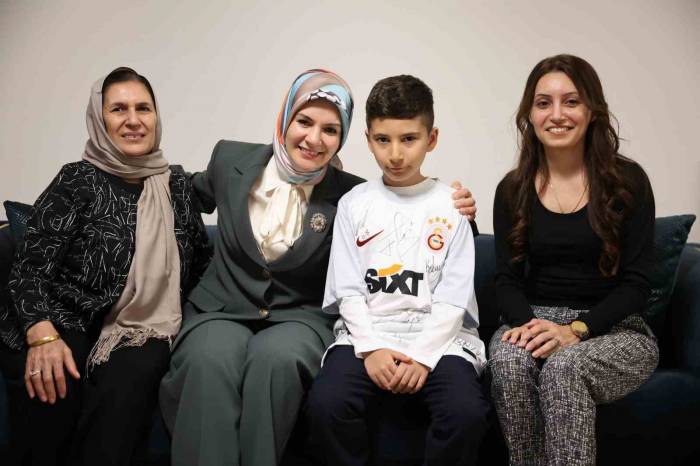 Bakan Göktaş’tan Şehit Askerin Oğluna Doğum Günü Sürprizi