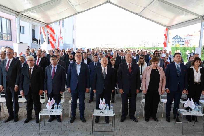 Anadolu Vakfı, Mahmut-dudu Yazıcı Anadolu Lisesi İle Türkiye’nin Eğitim Sistemine Bir Eser Daha Kazandırdı