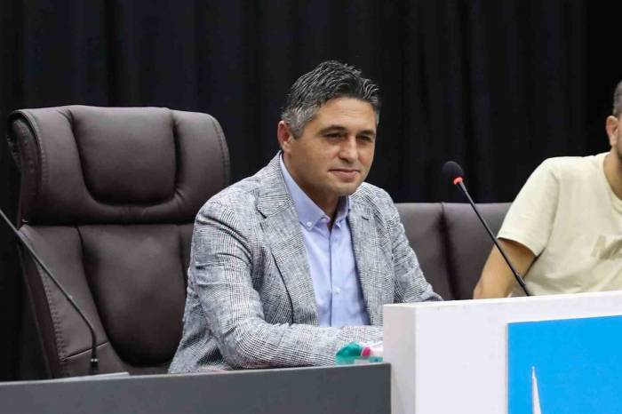 Aliağa’da Yeni Şakran Mahallesi, İki Muhtarlığa Ayrıldı