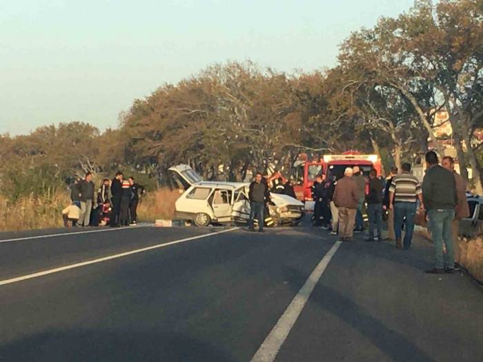 Çanakkale’de Trafik Kazası: 3 Ağır Yaralı