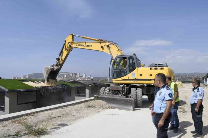 Kuşadası’nda Kaçak Villalar İçin İptal Kararı