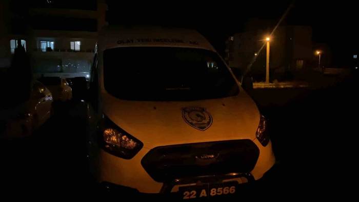 Uzunköprü’de 5. Kattan Düşen Görme Engelli Kız Ağır Yaralandı