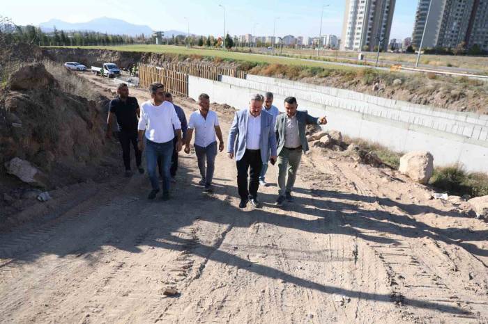 Melikgazi’den Trafik Yoğunluğuna 3 Kilometrelik Yeni Alternatif Yol