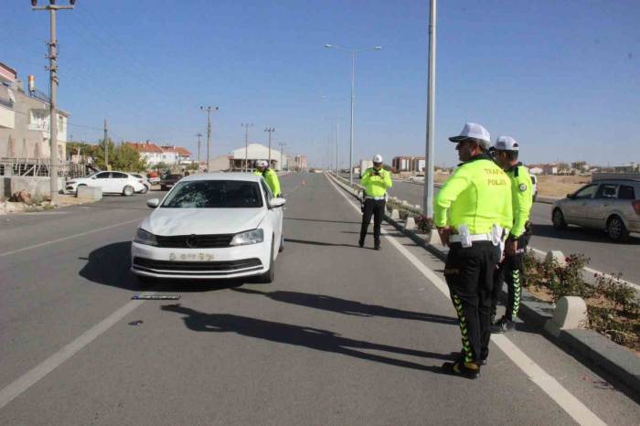 Karaman’da Otomobilin Çarptığı Yaşlı Kadın Öldü