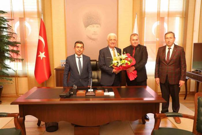 Şoförler Odası Başkanlarından Başkan Gürün’e Teşekkür Ziyareti