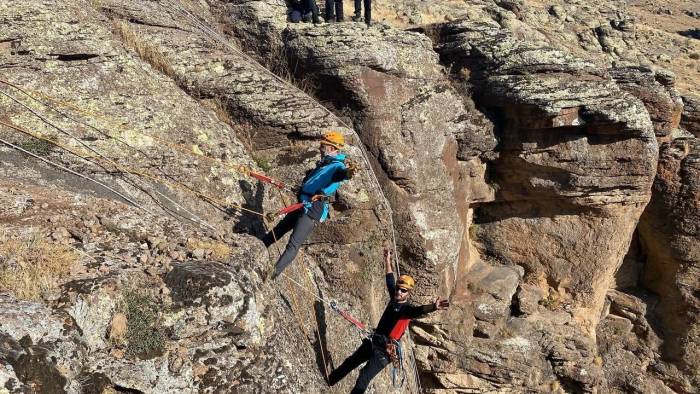 Niğde’de Umke, 112 Ve Afad Ekiplerinden Eğitim Kampı