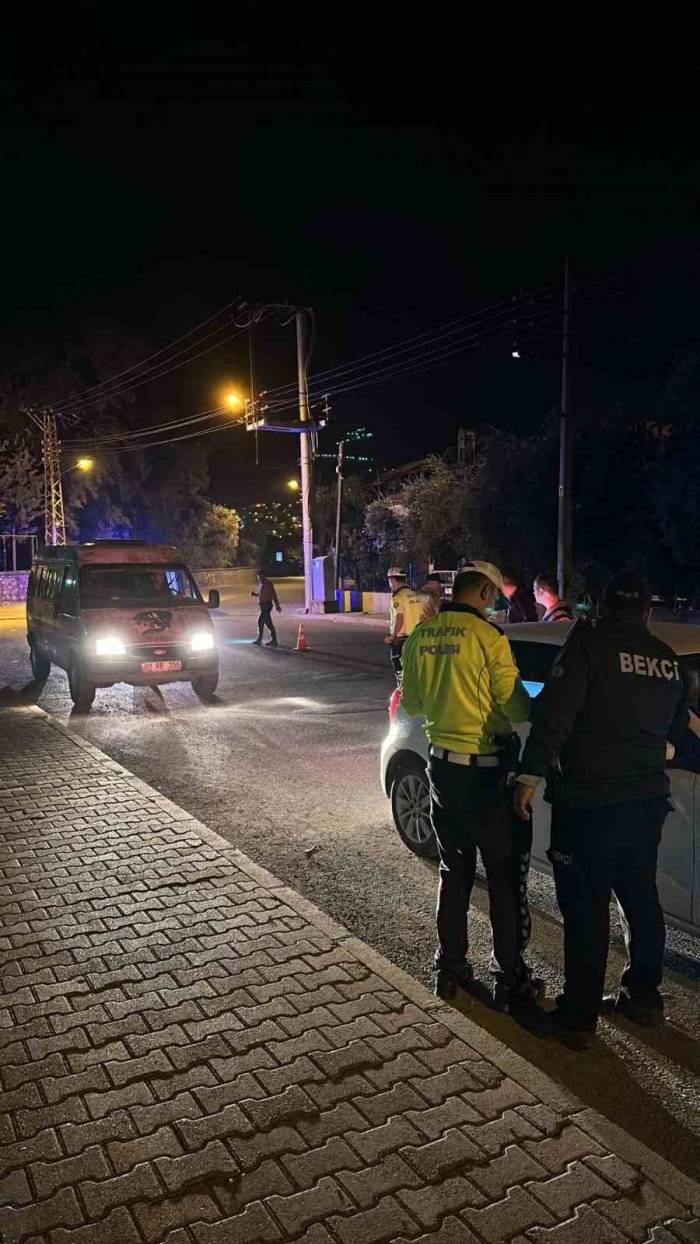 Kozan’da 10 Aranan Şahıs Yakalandı