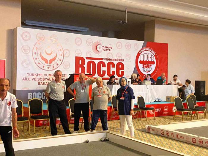 Çınarcık Huzurevi Bocce Takımı Yalova’yı Başarıyla Temsil Etti