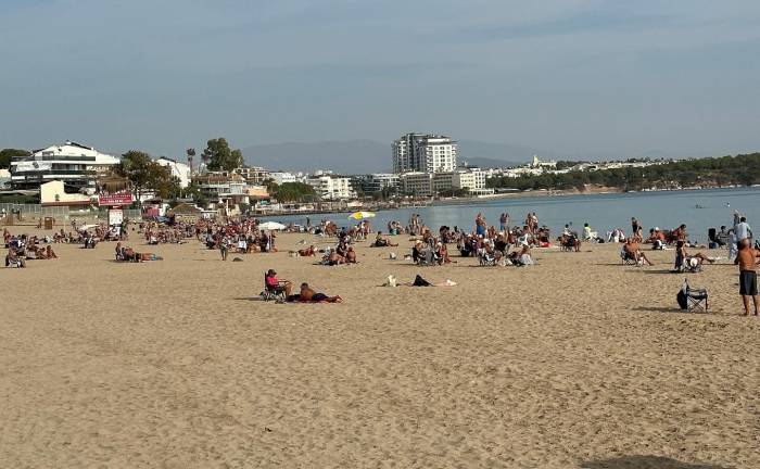 Didim’de Kasım Ayında Deniz Keyfi