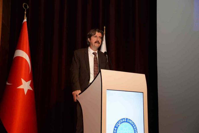 Otomotiv Topluluğu Öğrencileri Sektör Temsilcilerini Ağırladı