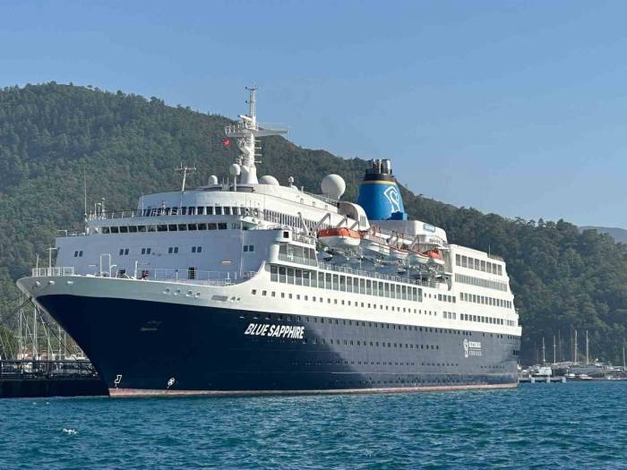 Dev Yolcu Gemisi Marmaris’e Bu Kez Yolcusuz Geldi