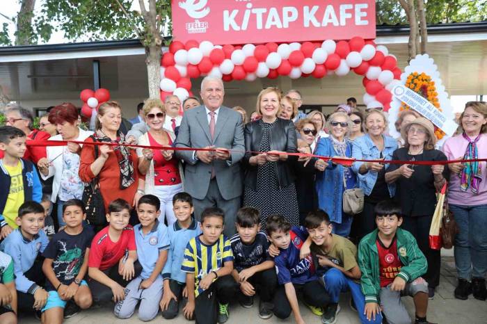 Efeler’de 13’üncü Kitap Kafe Kardeşköy Mahallesi’nde Açıldı