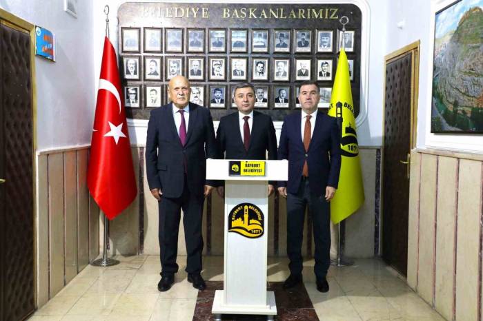 Gümüşhane Valisi Tanrısever’den Başkan Pekmezci’ye Ziyaret