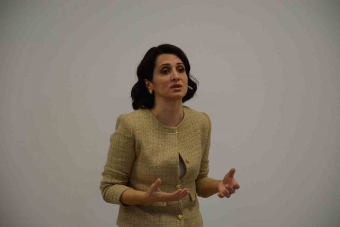 Öztürk “Özgeçmiş Bir Sayfayı Geçmemeli”