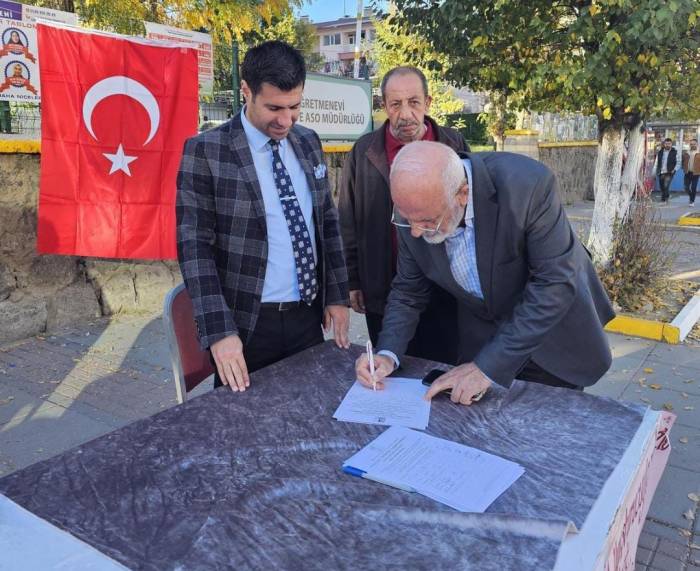 Muş’ta ‘Bağımsız Yaşam Merkezi’ İçin İmza Kampanyası Düzenlendi