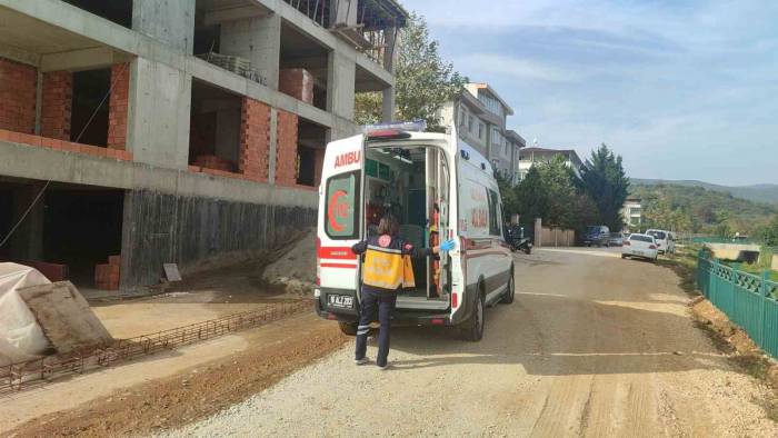 Bursa’da İnşaattan Düşen İşçi Yaralandı