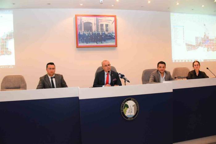 Salihli Belediye Meclisi 8 Maddeyi Karara Bağladı