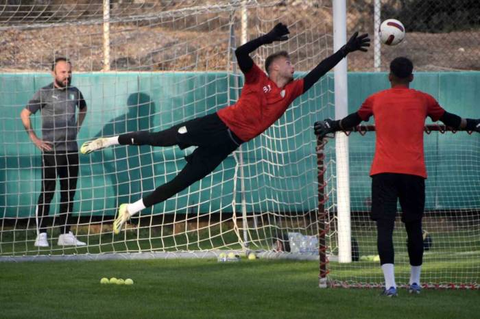 Bodrum Fk Teknik Direktörü Taşdemir: "Taraftarlarımızla Aile Gibiyiz"