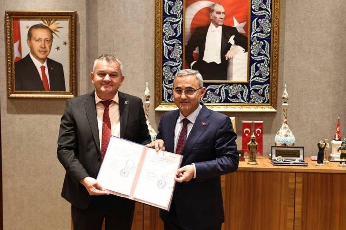 Zivinice İle Kütahya Kardeş Şehir Oldu