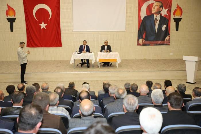 Domaniç’te Muhtarların Taleplerini Dinledi