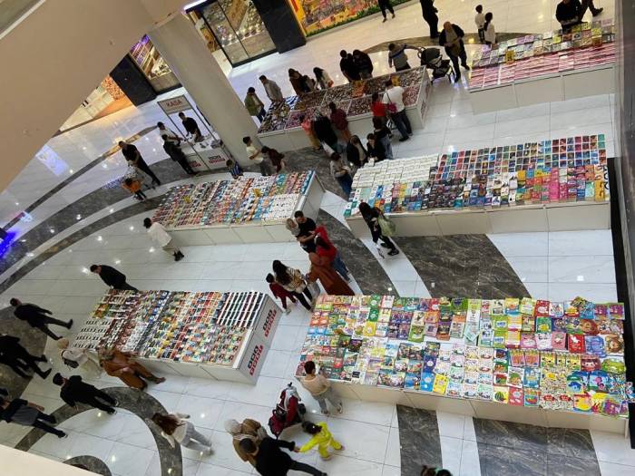 Kitapseverler Mardian Mall’da Bir Araya Geldi