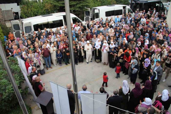Muğla’da Umreye Giden Vatandaşlar Dualar Eşliğinde Uğurlandı