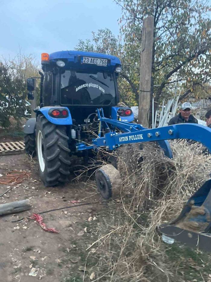 Bir Metre Yüksekten Düşen Şahıs Hayatını Kaybetti